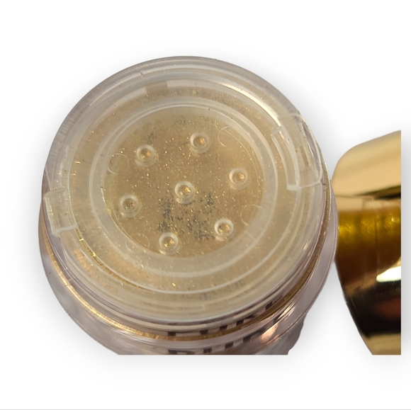 Too Faced Pure Gold Ultra Fine Face and Body Glitter Infused with Real Gold - Picture 13 of 13
